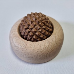 Palm massager with ball